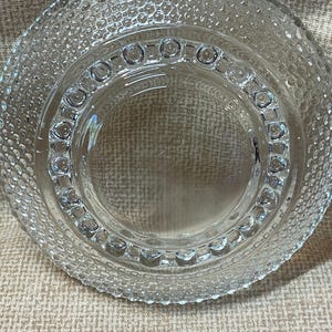 Posacenere rotondo vintage MCM in vetro trasparente Hobnail/Posacenere Hobnail Thousand Eyes/Arredamento per la casa/Posacenere rotondo/Barware/Posacenere in vetro/Posacenere rotondo MCM