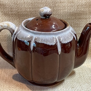 Vintage Small Brown Drip Tea Pot/Hull Like Brown Tea Pot/Tea Making/Serving Tea/Kitchen/Brown Drip Glaze Tea Pot