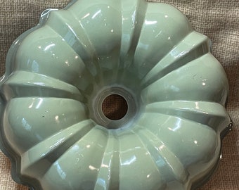 Vintage 70er Jahre Ombre Olivgrüne Bundt-Pfanne/Aluminium-Bundt-Pfanne/Grünes Ombre/Backform/Kuchenform/Küche/Dekor/Bundt-Kuchen-Backen/Wohndekoration