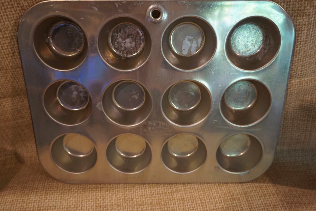 Vintage Comet Aluminum Mini Muffin Pan/ Comet Mini Muffin Baking Tin