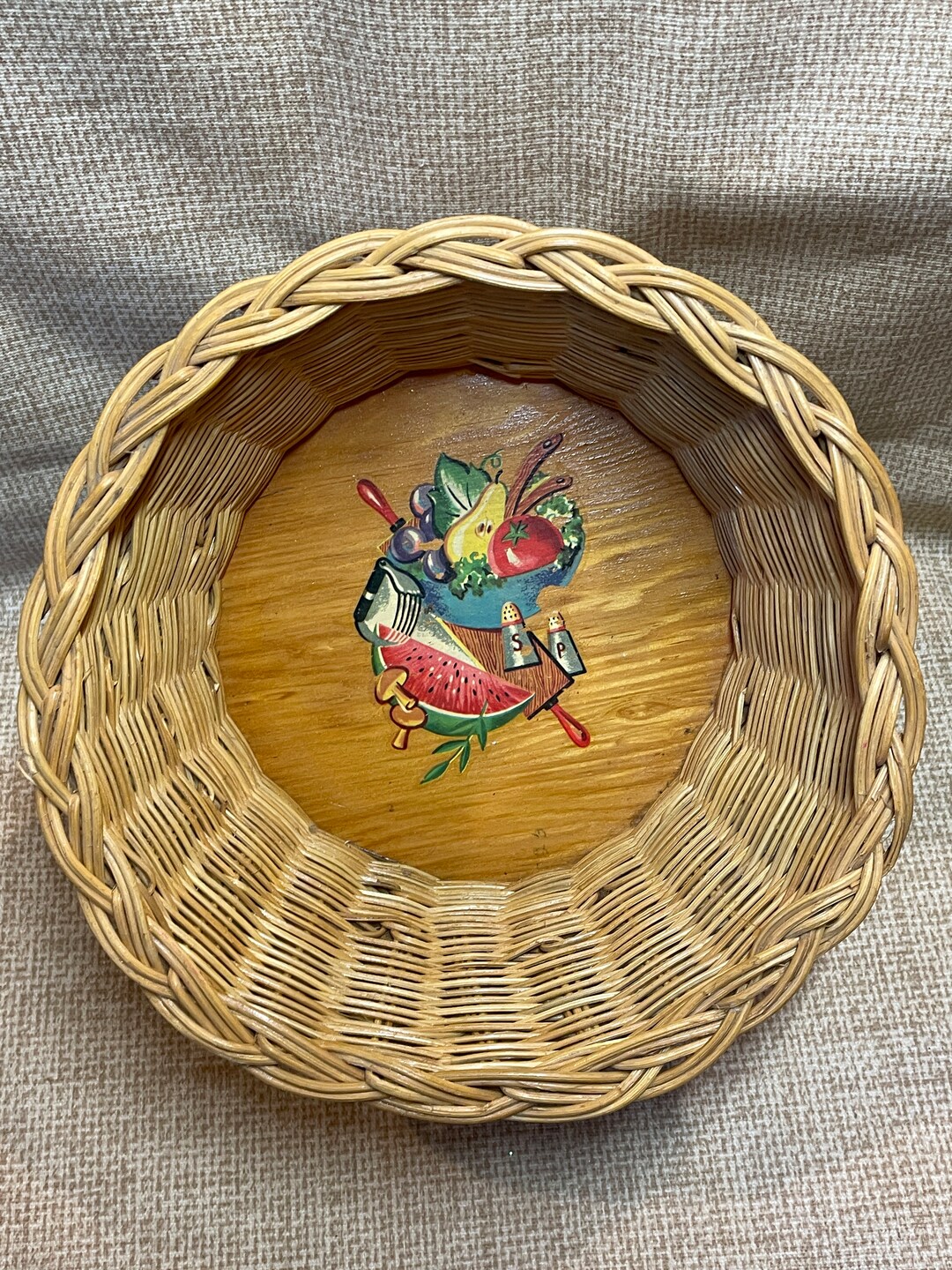 Vintage Wicker Basket With Wood Bottom/decoupage Bottom Wicker Basket