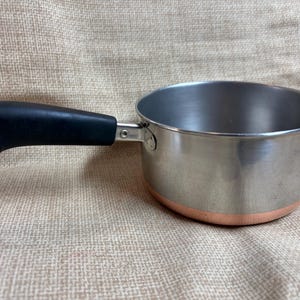 Revere Ware 1 1/2 QT Kastrull/1 1/2 Quart/Clinton, IL / Kopparbotten Revere Ware 1 1/2 Quart 1801 Kastrull/Spishäll Matlagning/Köksredskap/
