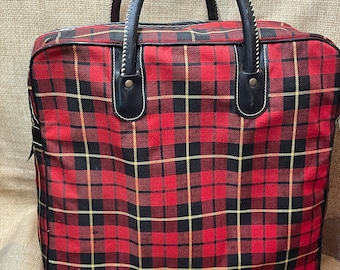 Vintage Aladdin Red and Black Plaid Picnic Pack with Tote/Double Thermos Picnic Pack/60's Camping Picnic Rv Thermos Tote/Kitschy Picnic/Tote