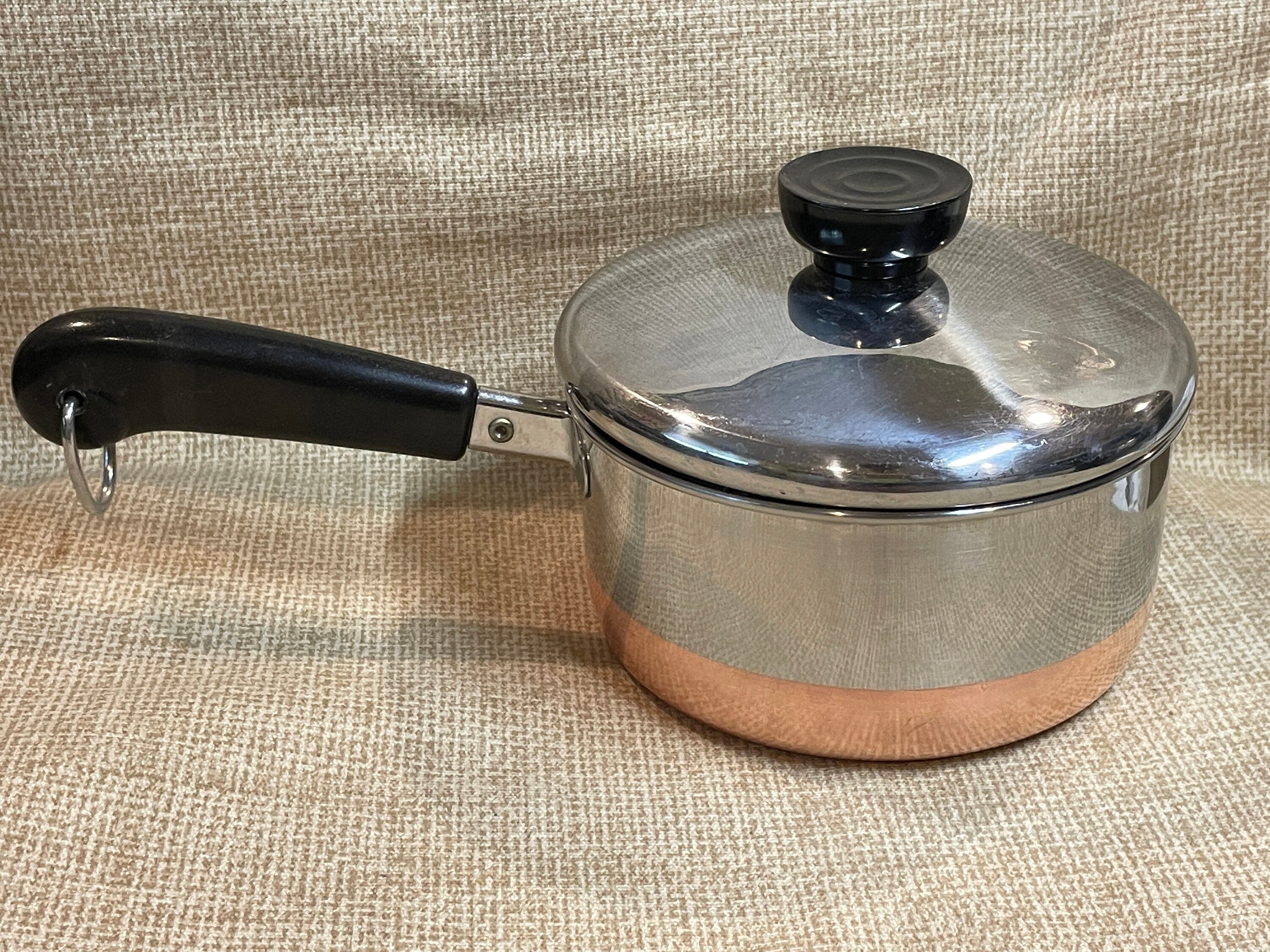 Revere Ware Pots With Lids, Copper Bottom, 1 2 Quart Pot With Lid, 1 1  Quart Pot With Lid, and 1 Pint Sauce Pan, LOT of 3 