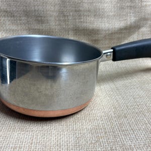 Cacerola Revere Ware de 1 cuarto de galón con tapa/Cacerola Revere Ware/Cacerola Revere Ware 1801 de fondo de cobre/Cacerola/Cacerola pequeña