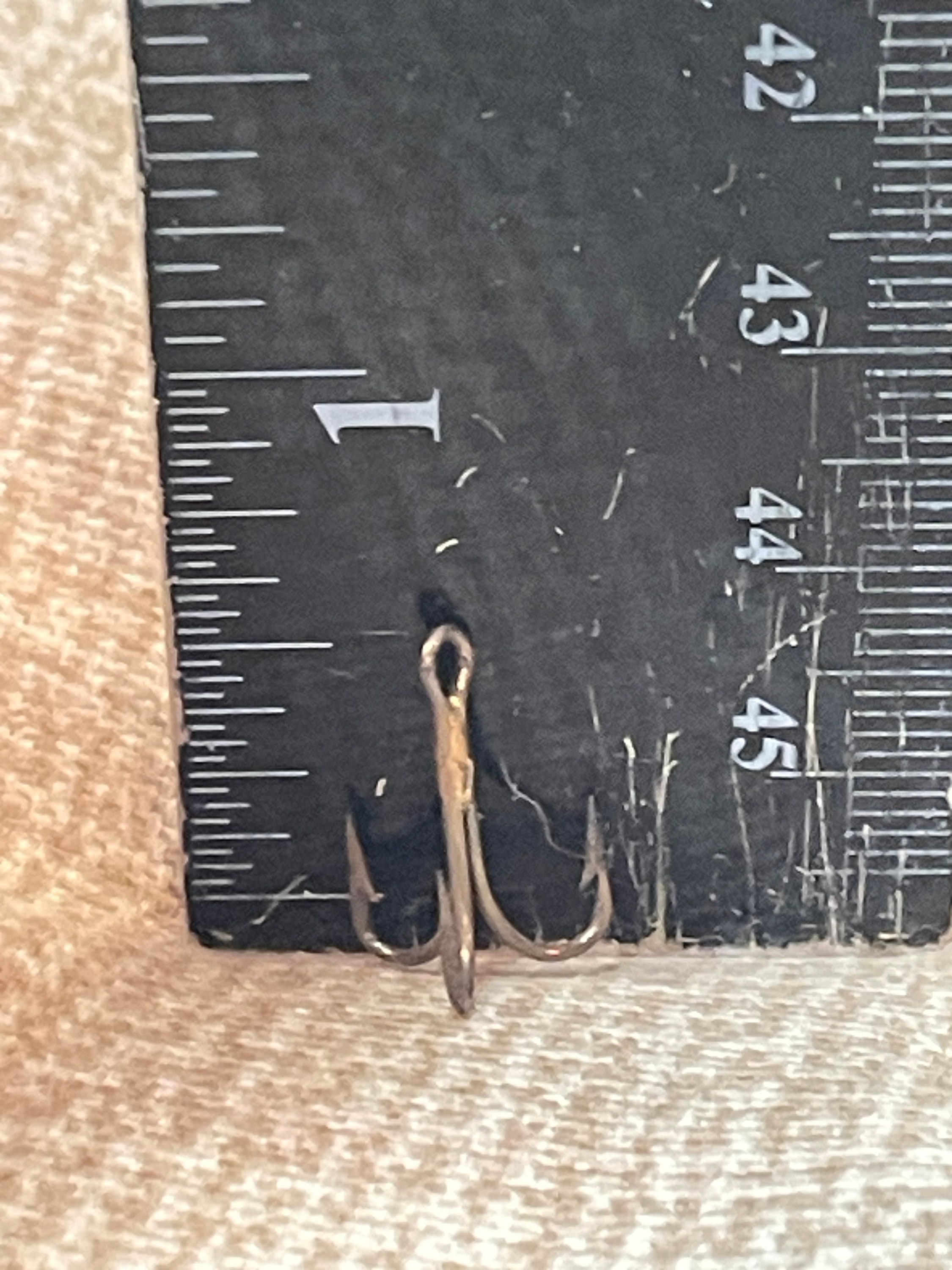 thumbnail image 2 of 100 Mustad & Son #4 Fly Tying Hooks – Carlisle Ringed Nickel Plated – Norway 3194 N 2 of 6