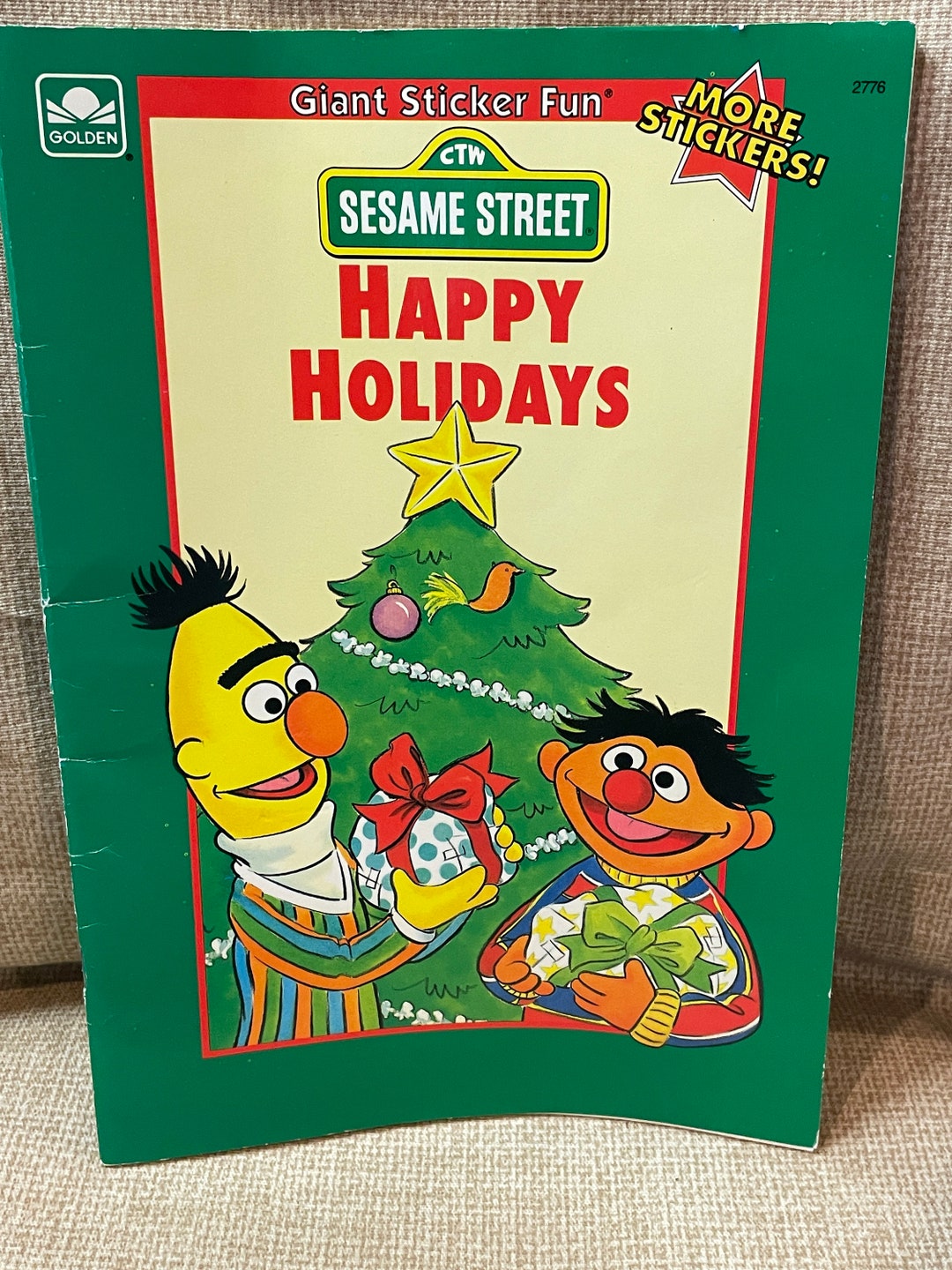 Vintage 1991 Sesame Street Giant Sticker Fun Happy Holidays Book/golden