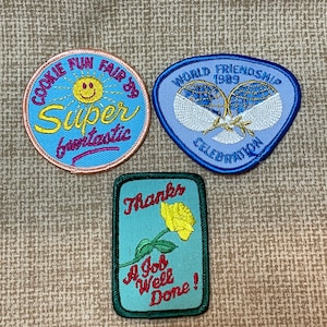 Vintage 1980&#39;s Misc Girl Scout Badges/Girl Scouts/Abzeichen/Auszeichnungen/Girl Scouts of America/Girl Scouts World Friendship Feier/Cookie Badge