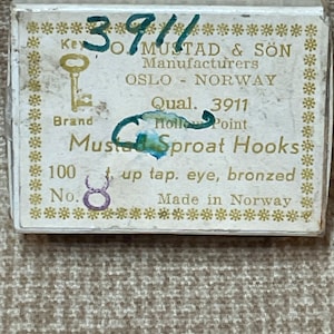 Ami Mustad 530 Bronzed 100 Pz: L'amo Classico Per La Pesca In Acqua Dolce
