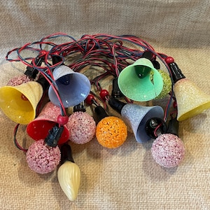 Vintage Noma Christmas Lights String/Snowball Lights/Sugar Bell Christmas Lights/NOMA C7/Red Green Wiring/Red Wood Beads/Christmas Lights