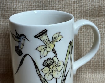 Vintage Otagiri Hand Painted Daffodil and Humming bird Coffee Mug/Otagiri Mug/Coffee Mug/Japan Otagiri Mug/Drinking/Mug/Flower and Bird
