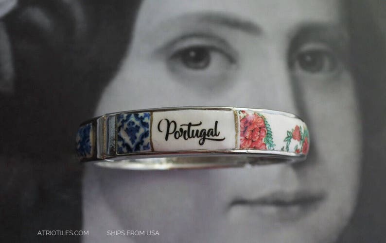 Personalized BRACEleT Custom Bangle Stainless Steel Atrio Portugal Tile Grandma Mae Mom Mamã Avó Vovó Madrinha MADE TO ORDER Side Closure image 8