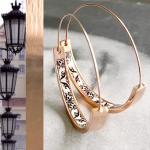 Pendientes de aro Atrio con azulejos blancos y negros de Portugal, azulejo antiguo, acero inoxidable, hipoalergénicos, Iglesia de la Misericordia, 1,50" en tono oro rosa