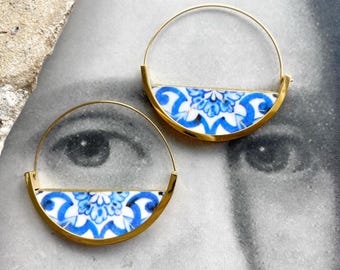 Atrio hoepel oorbellen hoepels tegels Quinta da Bacalhôa Azeitão Portugal Majolica roestvrij staal hypoallergeen 1,5" cadeau voor haar blauw wit