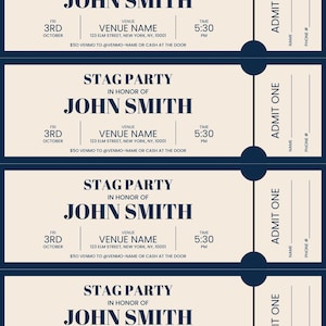 Puede incluir: Cuatro boletos de despedida de soltero de color azul marino. Cada boleto tiene el texto "STAG PARTY IN HONOR OF JOHN SMITH" y detalles del evento: fecha, lugar y hora. Los boletos también incluyen una sección para "ADMIT ONE".