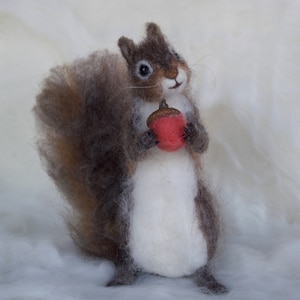 Needle Felted Squirrel Grey, Poseable image 6