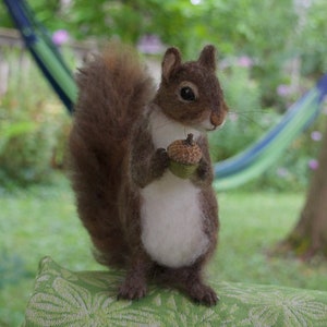 Needle Felted Squirrel Grey, Poseable image 10