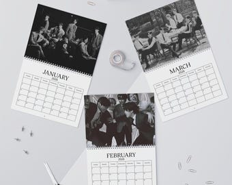 BTS 2026 A4壁掛けカレンダー - Etsy 日本