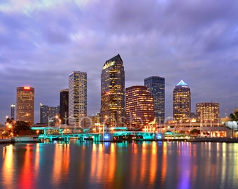 Tampa Skyline at DUSK Affiche photo panoramique Impression paysage urbain Taille de cadre standard