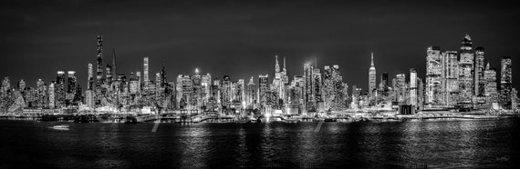 New York City NYC 2022 Skyline NIGHT Midtown Manhattan Panoramic