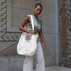 Luxury tote bag - versatile