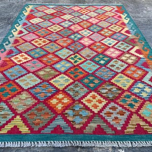 150x150 Kelim Teppich - Rot Grüner Handgefertigter Wollteppich für Wohnzimmer & Schlafzimmer Dekor