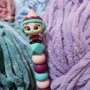 Silicone Beaded Crochet Hook - Candlehead Topper