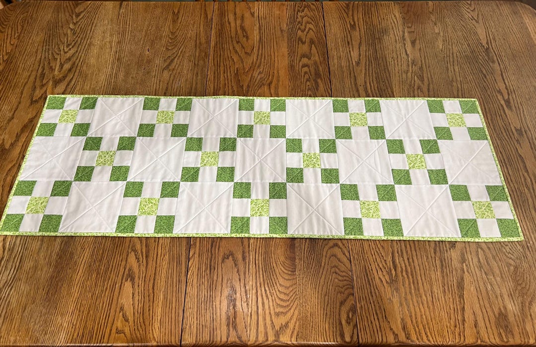 Handmade Quilted Irish Chain Table Runner in Greens - Etsy