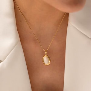 18K Gold Plated Opal Pendant Necklace, Oval Pendant, Stainless Steel, Vintage Jewelry, Perfect Mothers Day Gift