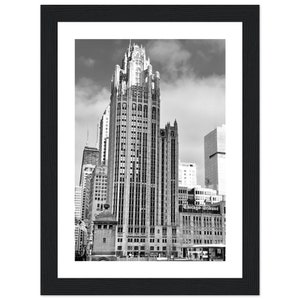Fotografia con cornice in legno di carta opaca di qualità superiore della Chicago Tribune Tower, opera d'arte di Chicago, viaggi, architettura, bianco e nero,
