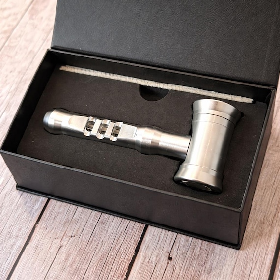 5 Inch Metal Smoking Pipe, With Box and Cleaning Tool