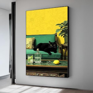 Stampa su tela con gatto nero su divano color verde acqua - Illustrazione pop art retrò di metà secolo, carta da parati gialla, decorazione da parete moderna per cocktail lounge