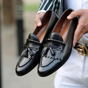 Handmade Black Python Textured Cowhide Leather Loafers for  display picture 1