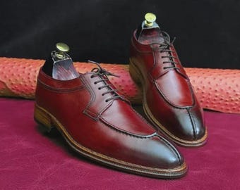 Chaussures faites main en cuir de vachette bordeaux à bout fendu pour homme - Chaussures artisanales personnalisables en trépointe Goodyear pour les amateurs de qualité
