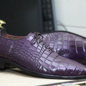 Men&#39;s Handmade Purple Colour Alligator Texture Lace Up Shoes, Men&#39;s Designer Dress Shoes