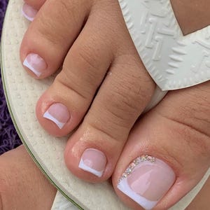 Classy Bling French Tip Press on Toe Nails, with Rhinestones Sturdy False Fake Press on Toe Nails, Reusable