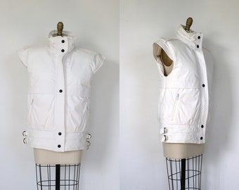 Puffy Puffer Vest Vintage 1980s Down Filled The Company Store Retro Vest Ski Wear Ski Bunny White