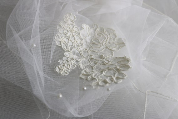Vintage Wedding Veil Headpiece Blusher Lace 1960s… - image 3