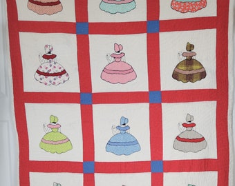 Vintage Quilt Sunbonnet Sue Pattern Hand Stitched Quilt Bedspread Throw Little Girl Bedroom Decor Shabby Chic Cotton