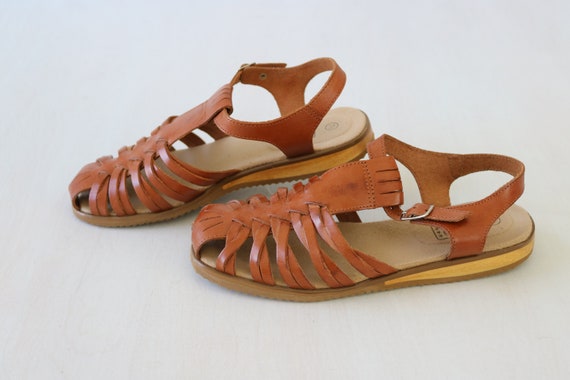 Huarache Sandals Woven T Strap Size 7 Leather Tan