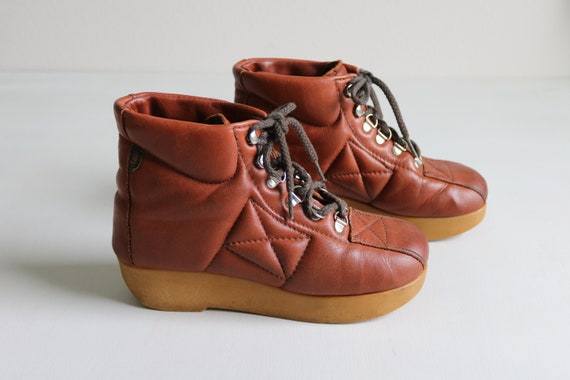 1970s Vintage Dexter Hiking Boots Wedge Platform Thick Rubber Soles Outdoor Leather Brown Lace Ups Ankle Boots Size 5 Etsy