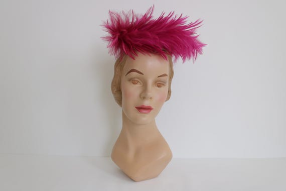 Original 1940’s Sensational Cerise Pink Hat - With Fabulous ‘ Fluff ‘ Adornment