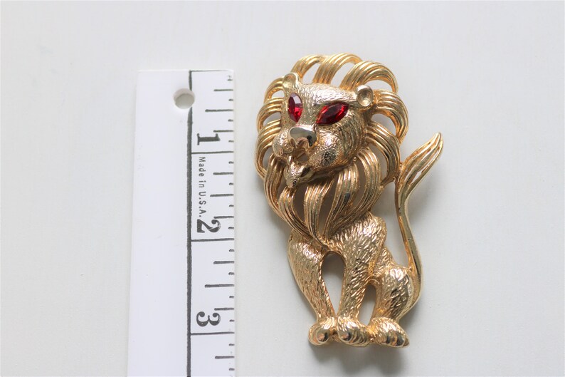 Lion Animal Figural Brooch Pin Gold Tone with Red Eyes Large Statement Piece Size image 4