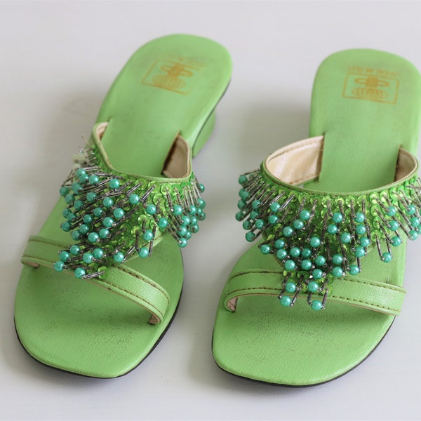 Vintage Green Beaded 60s 70s Hawaiian Open Toe Chunky Heel Sandals Embellished