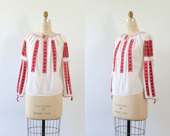 Peasant Blouse Hungarian 1940s Embroidered Smocked