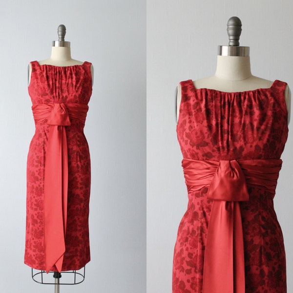 Vintage 1960s Dress / Cocktail Dress / 60s Red Dress / Red Wiggle Dress / Signature Looks