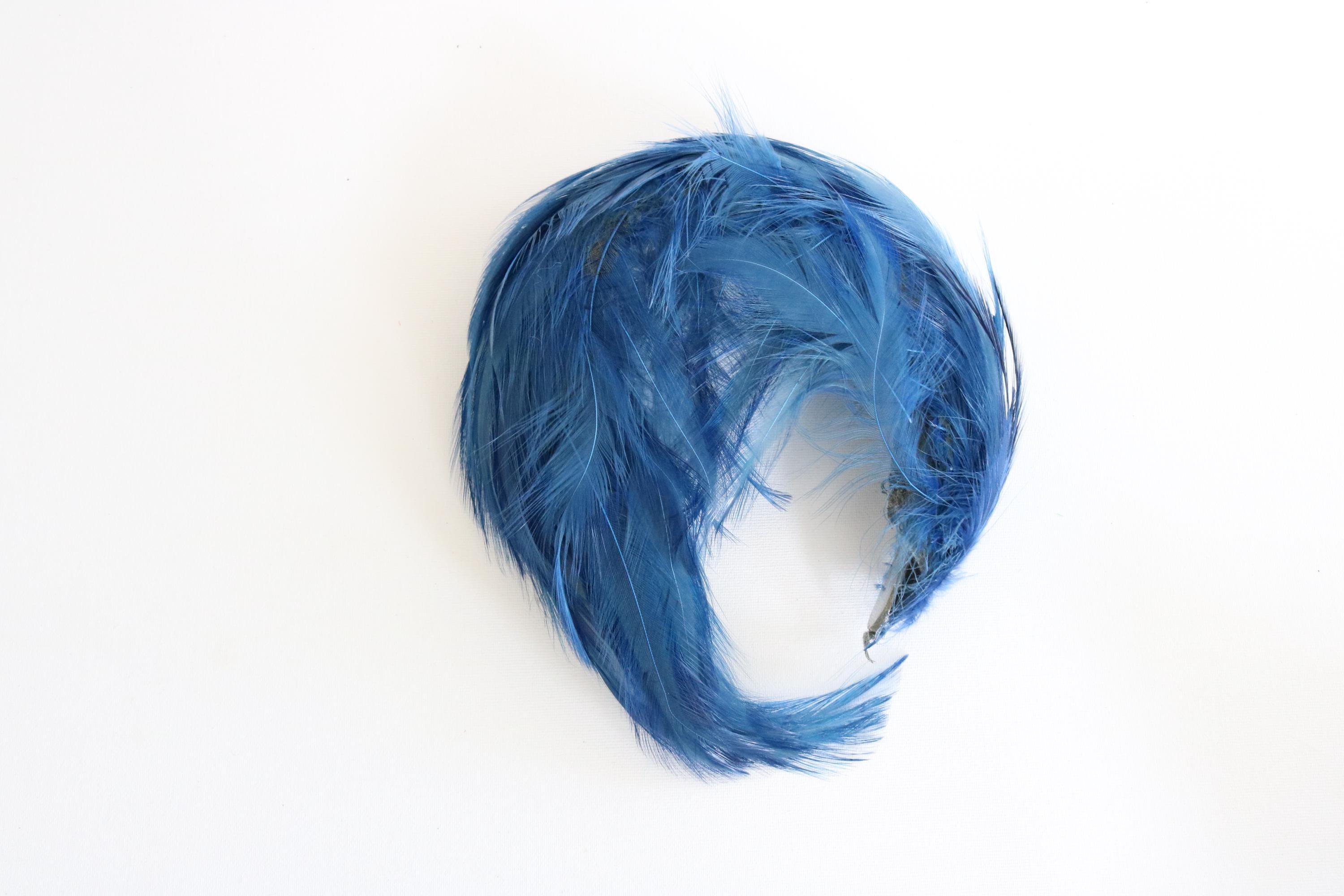 Vintage 1950s Blue Feather Headband Hat Fascinator Half Hat  display picture 1