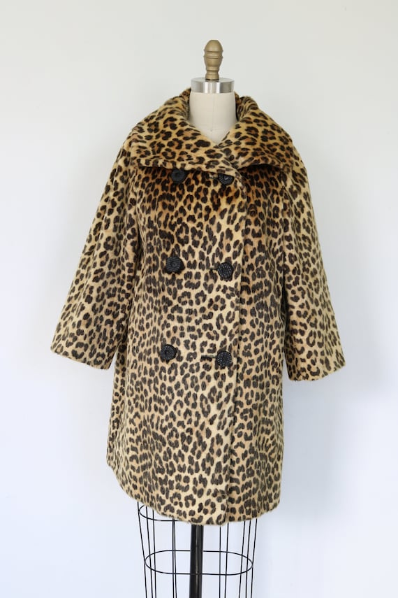 Leopard Coat 1960s Leopard  Swing Coat Animal Pri… - image 2