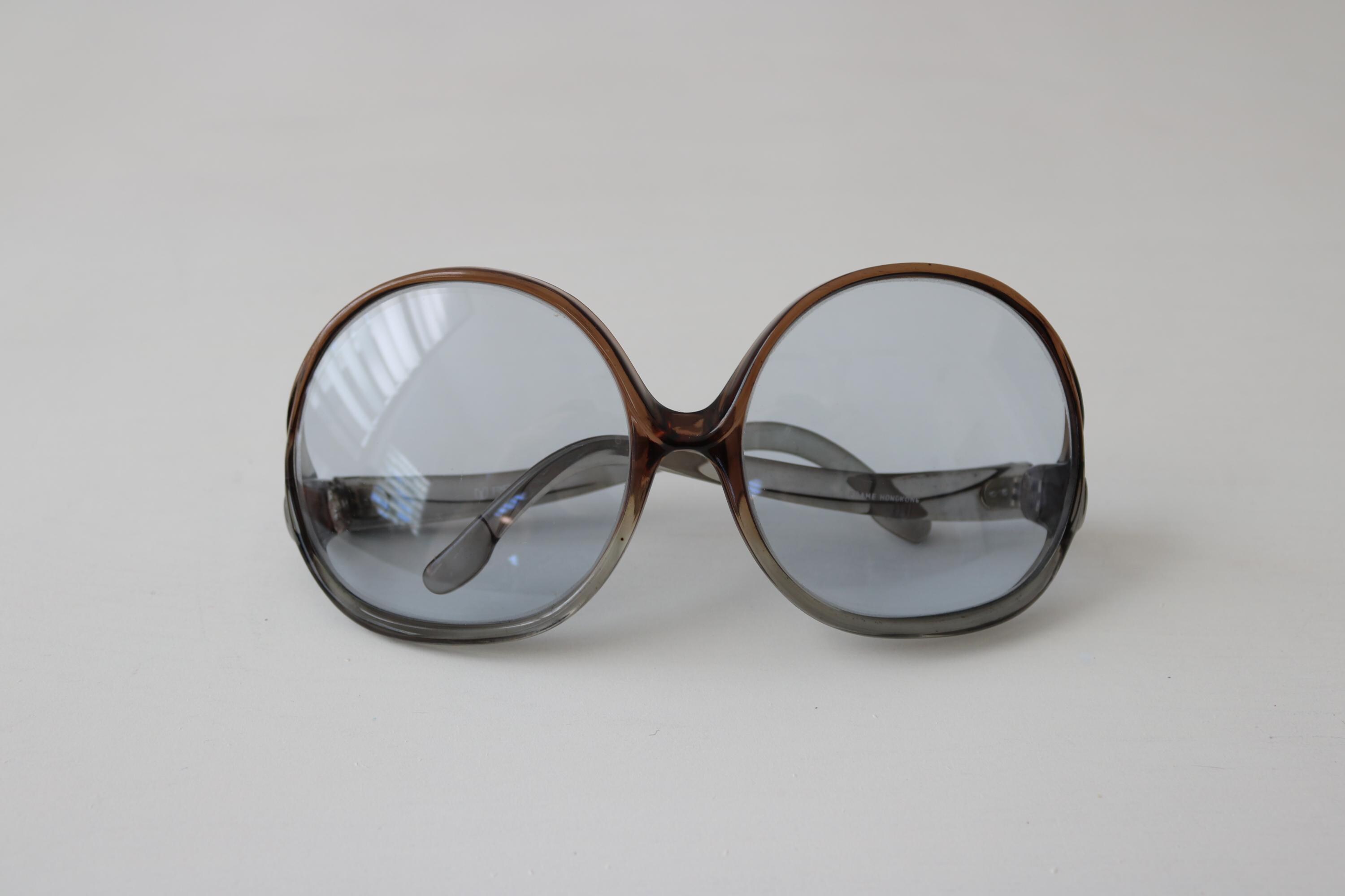 Vintage Renauld Oversized Sunglasses. THE SIXTY-ONE GOLD - Cool Grey main image 2