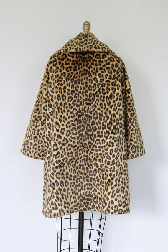 Leopard Coat 1960s Leopard  Swing Coat Animal Pri… - image 5